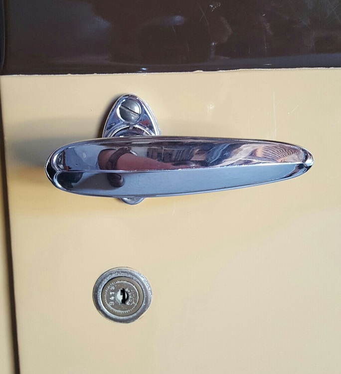 serrure porte C4.jpg